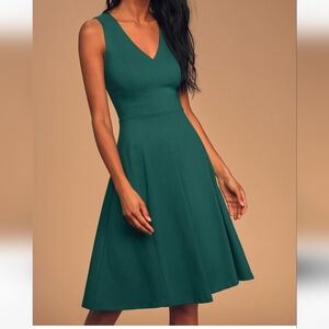 Lulus green midi dress